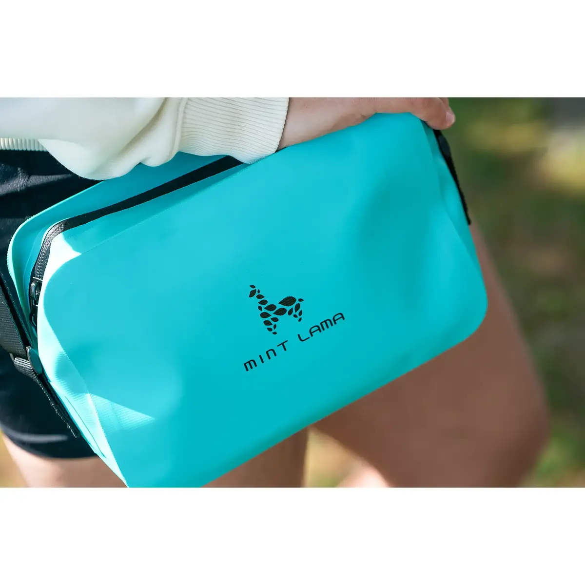 Pouch Bag View 5